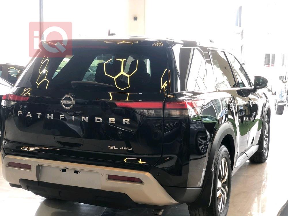 نيسان باثفايندر